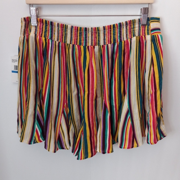 Jessica Simpson Archer Striped Skort - Picture 3 of 9